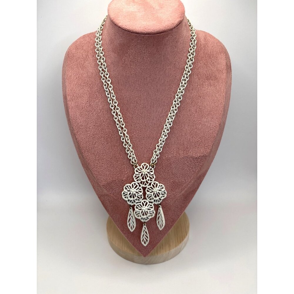 Crown Trifari Vintage Filigree White Enamel Flower Tassel Double Chain Necklace